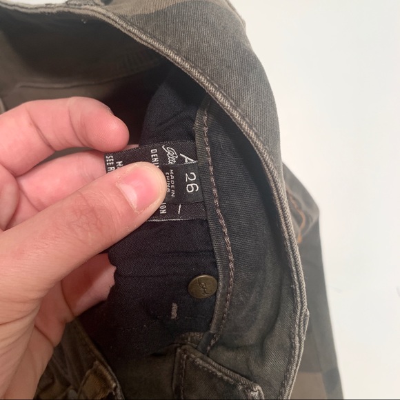 ABS Allen Schwartz Camo Jeans - Picture 4 of 7